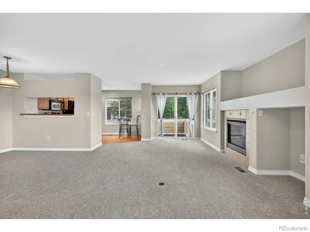 805 Summer Hawk Drive Longmont CO 80504