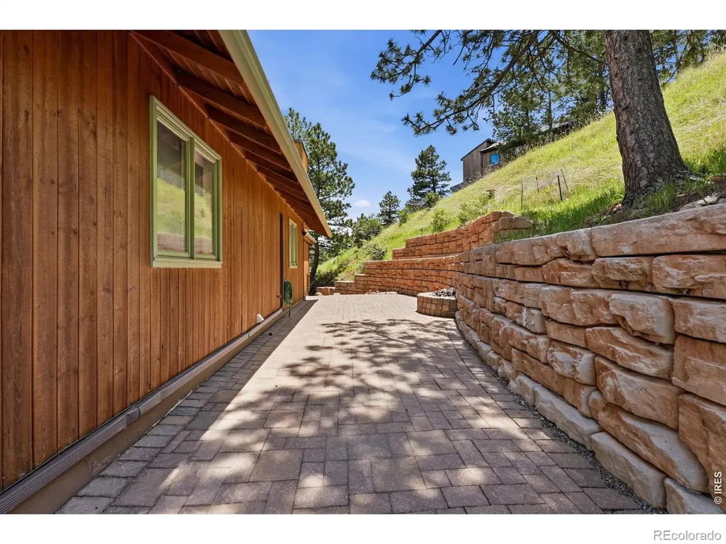 607 N Cedar Brook Road Boulder CO 80304