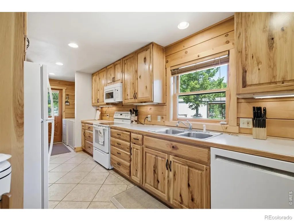 132 Tonkawa Drive Red Feather Lakes CO 80545