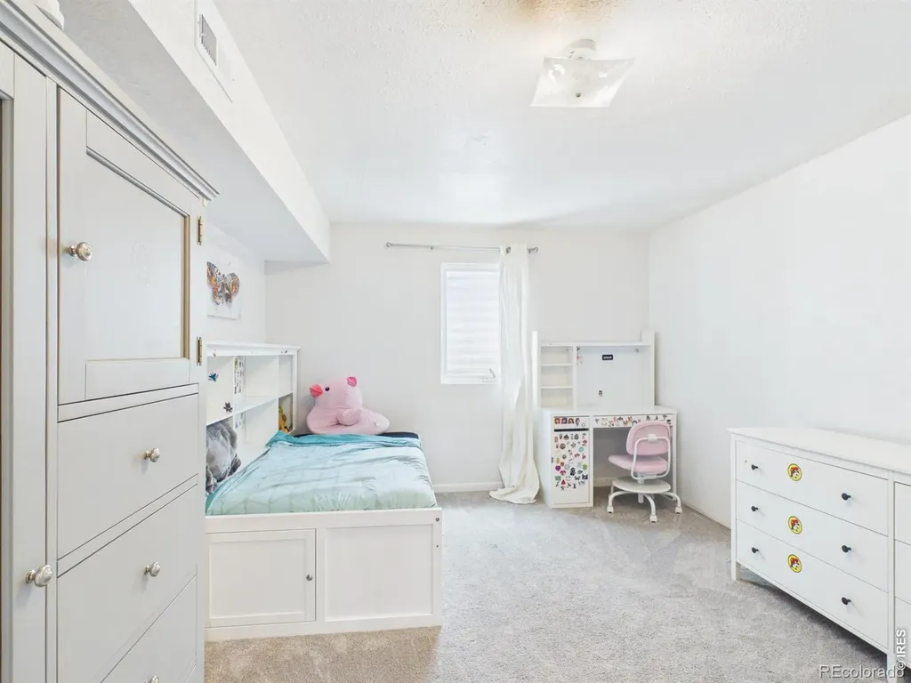 8042 Silver Birch Boulevard Frederick CO 80504