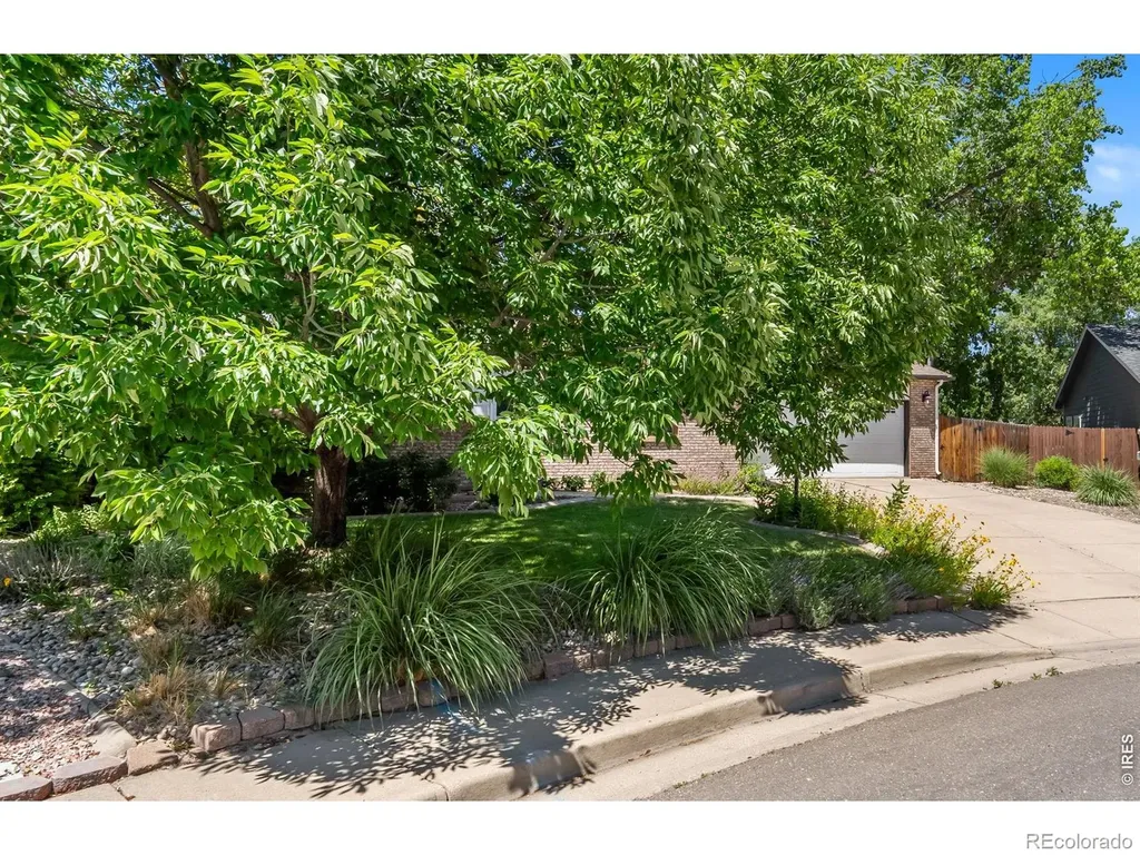3281 Mcintosh Court Loveland CO 80538