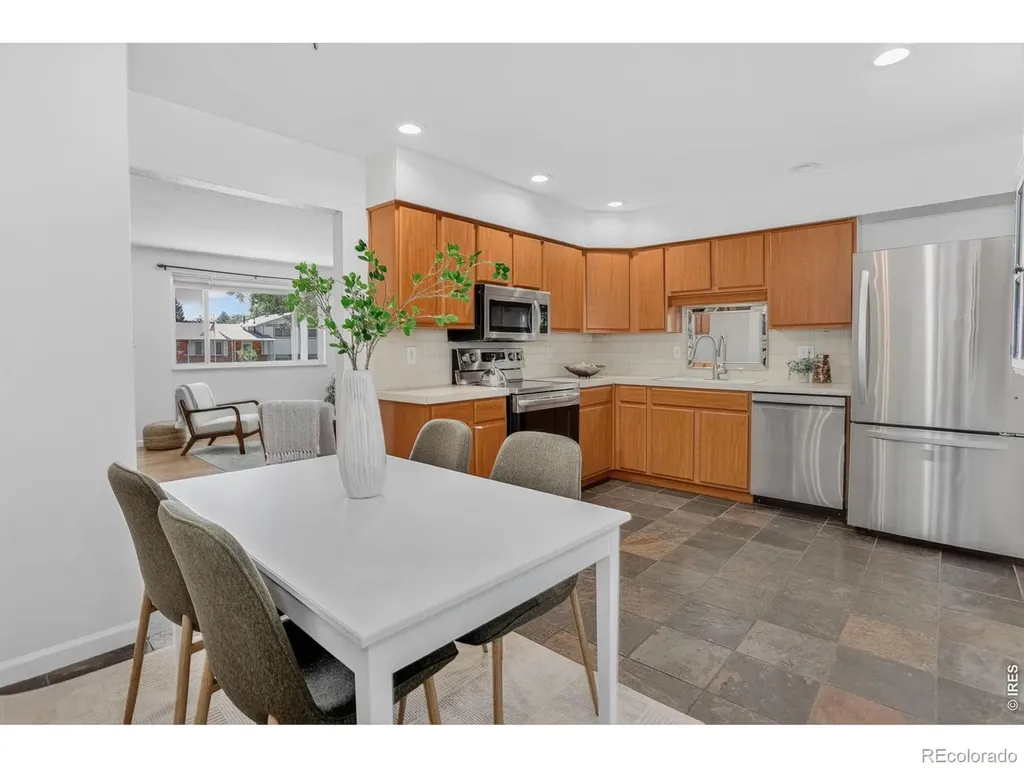 1089 S Coffman Street Longmont CO 80501