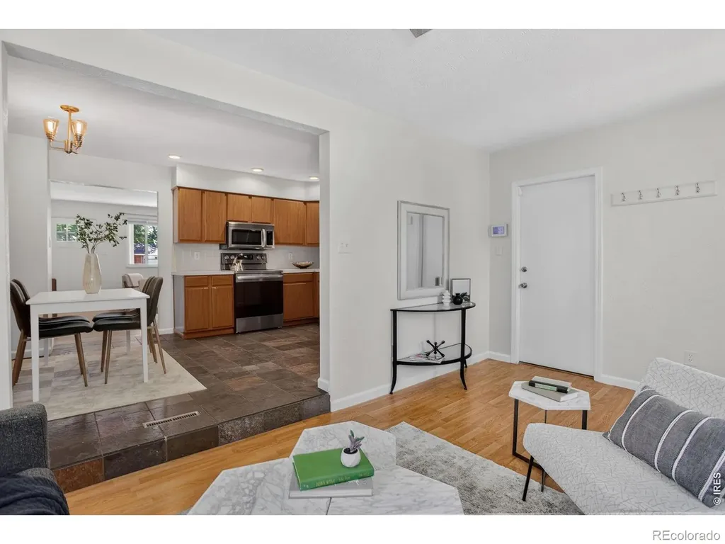 1089 S Coffman Street Longmont CO 80501
