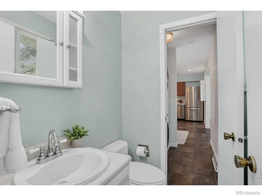 1089 S Coffman Street Longmont CO 80501