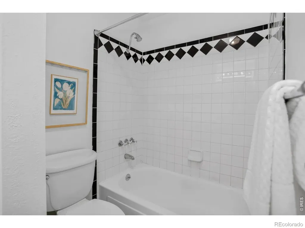 1089 S Coffman Street Longmont CO 80501