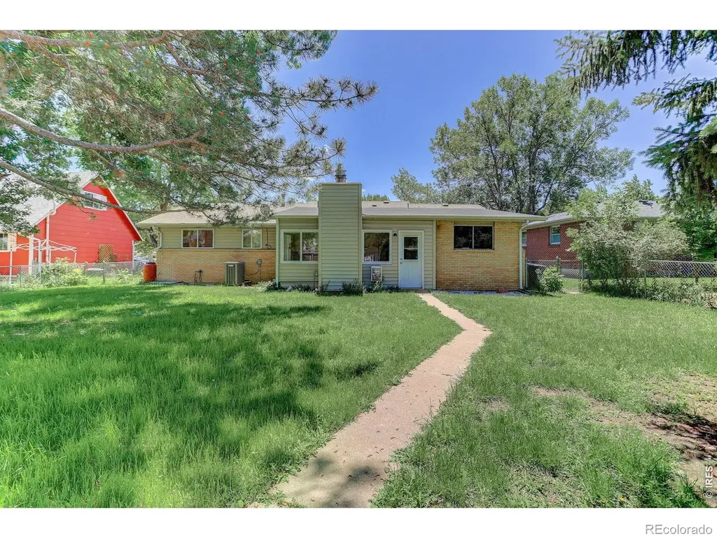 1089 S Coffman Street Longmont CO 80501
