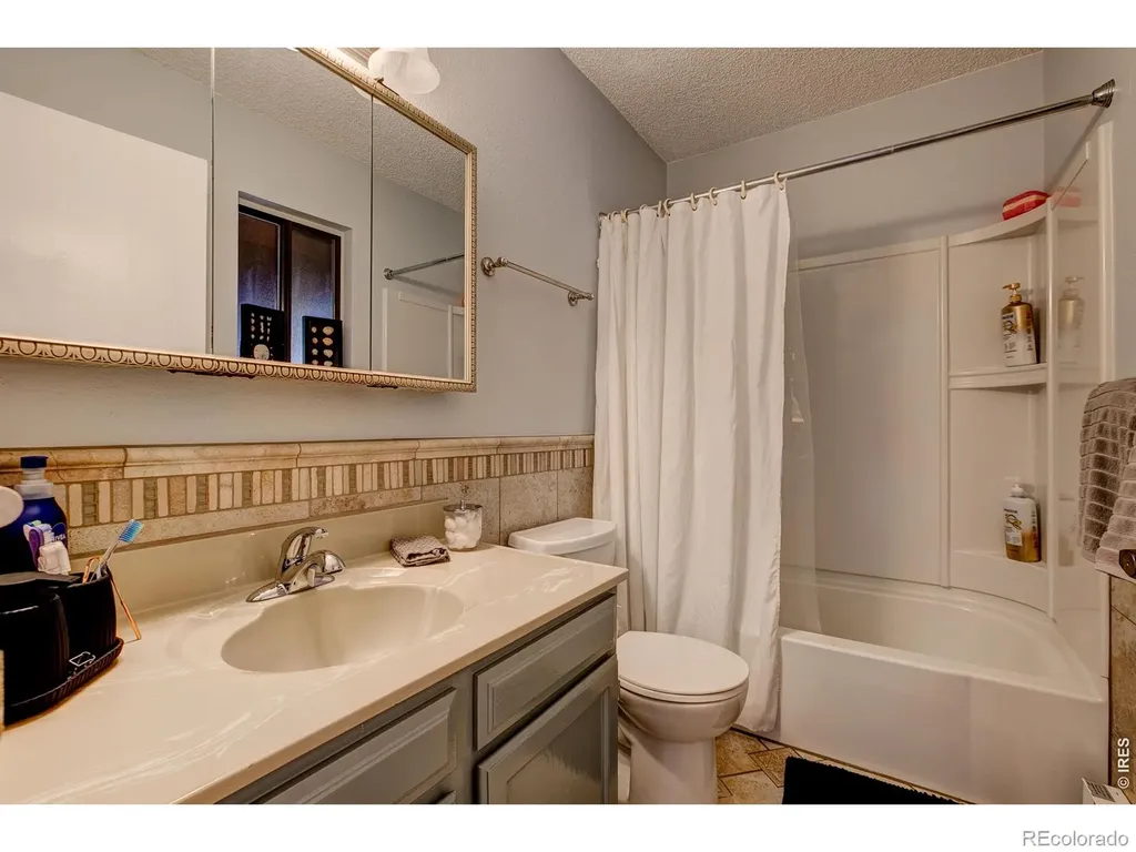 1050 S Saint Vrain Avenue Estes Park CO 80517