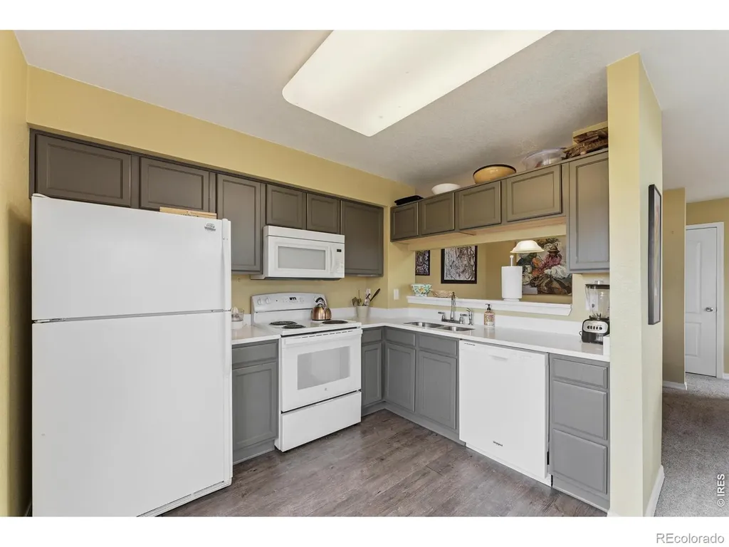 930 930 Button Rock Drive Longmont CO 80504