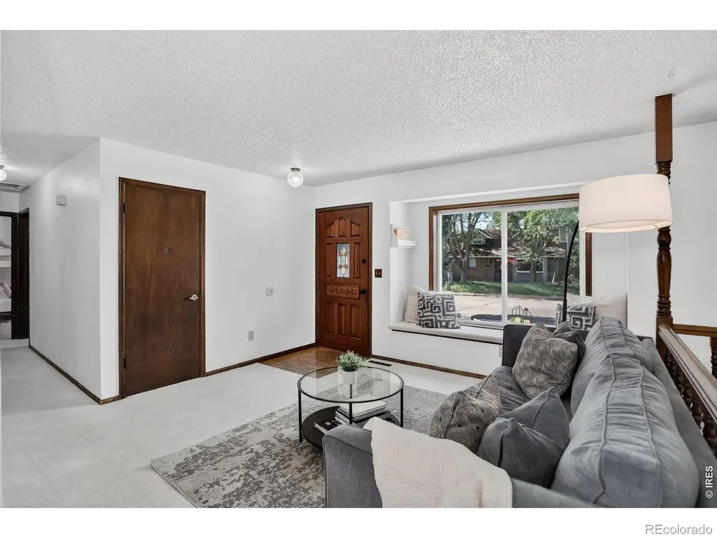 1611 Gifford Drive Longmont CO 80501