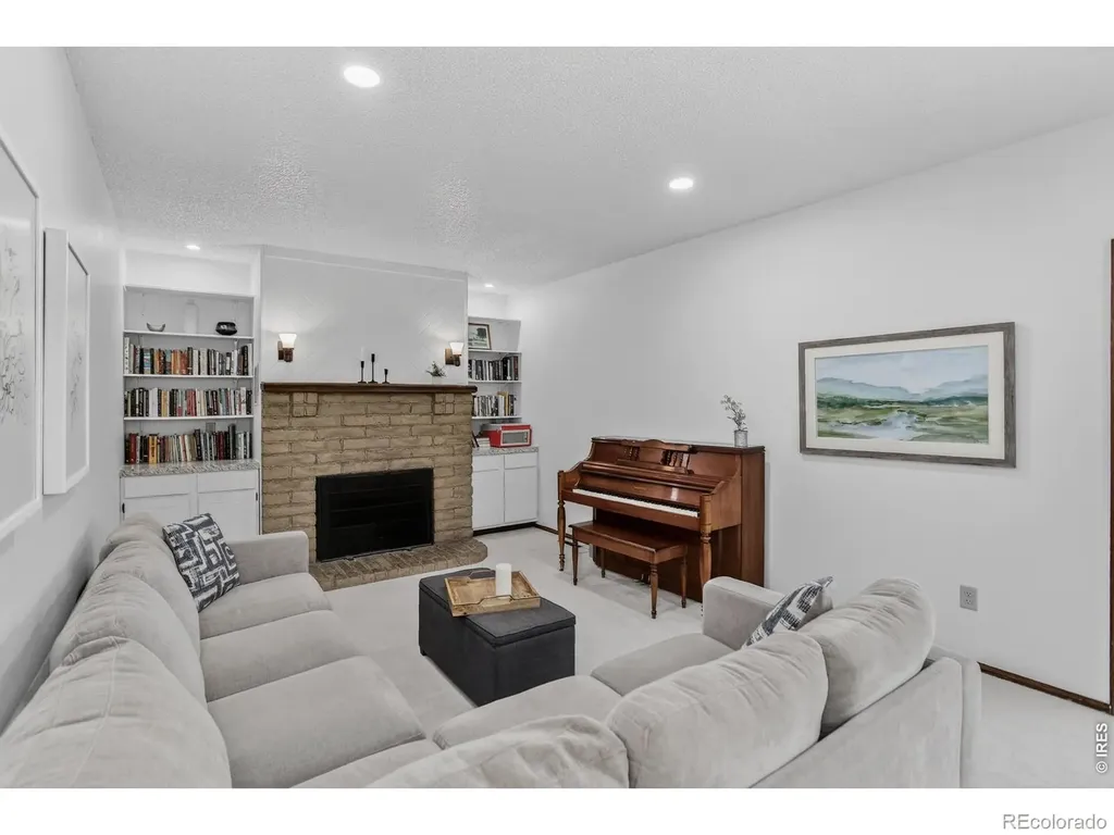 1611 Gifford Drive Longmont CO 80501