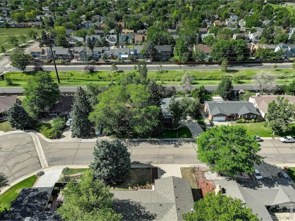 1611 Gifford Drive Longmont CO 80501