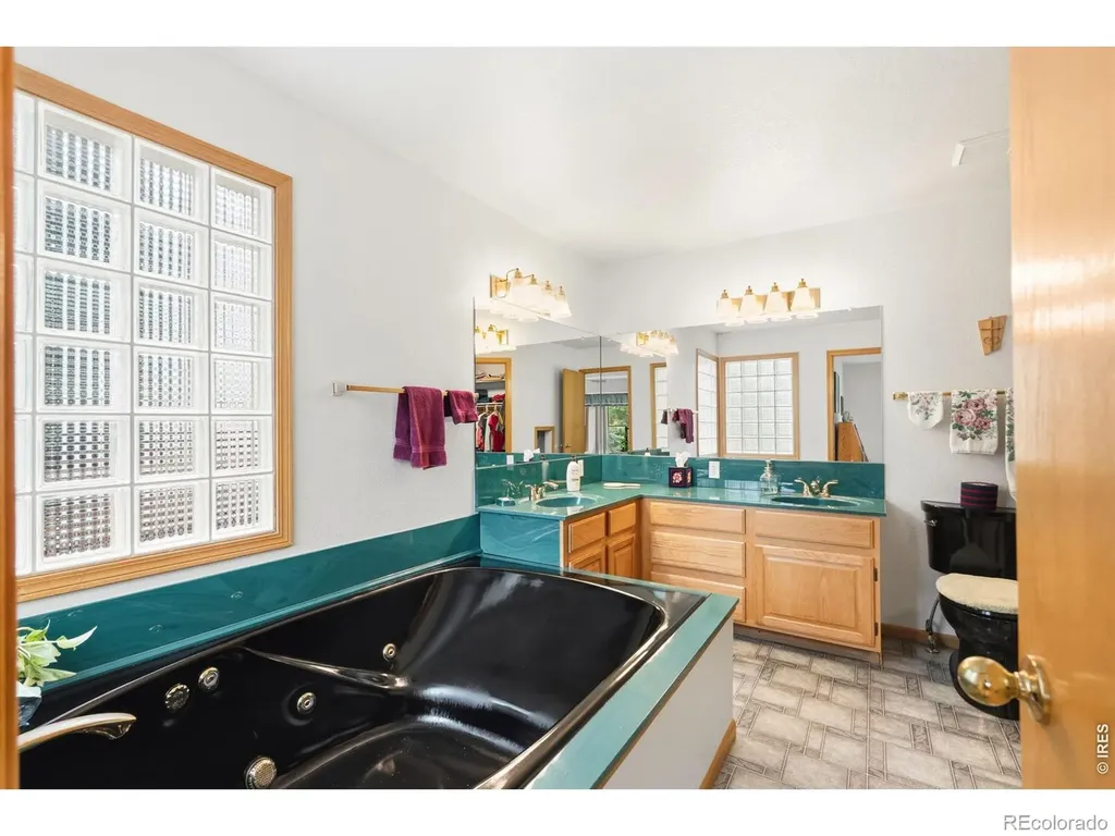 7914 Whitney Court Fort Collins CO 80525