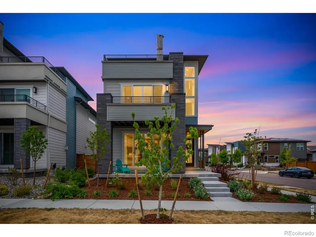 6306 Elmira Court Denver CO 80238