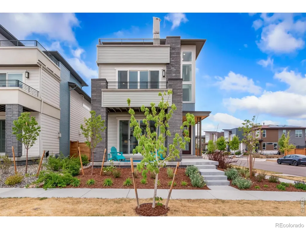 6306 Elmira Court Denver CO 80238