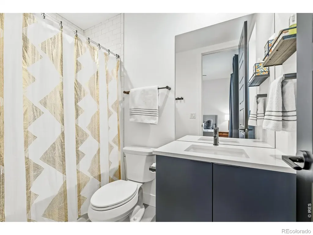 6306 Elmira Court Denver CO 80238