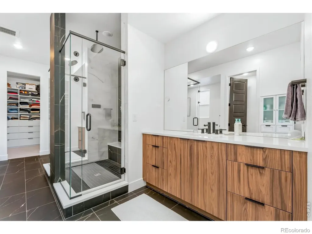 6306 Elmira Court Denver CO 80238
