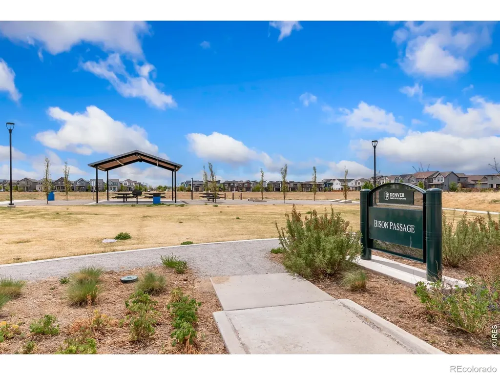 6306 Elmira Court Denver CO 80238