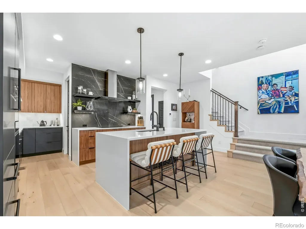 6306 Elmira Court Denver CO 80238