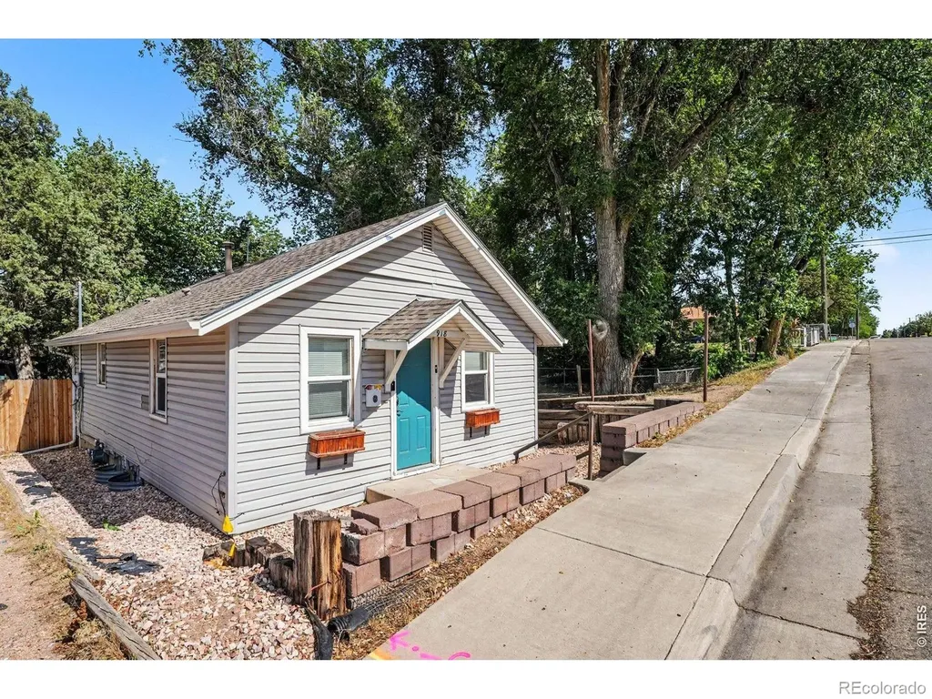 918 21st Avenue Greeley CO 80631