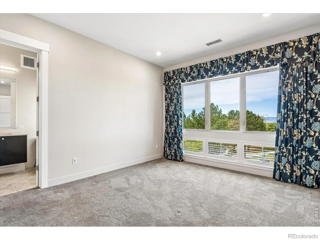 4885 S Monaco Street Denver CO 80237