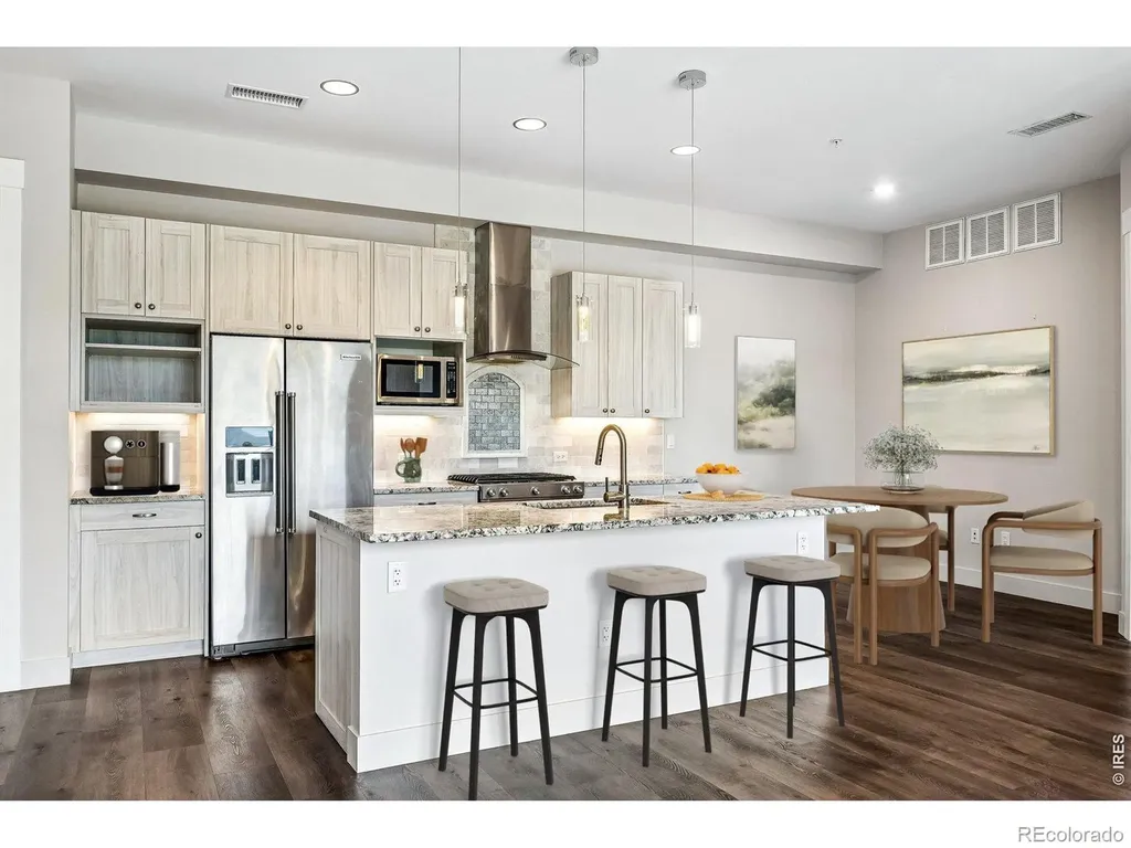 4885 S Monaco Street Denver CO 80237