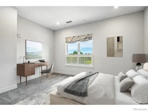 4885 S Monaco Street Denver CO 80237