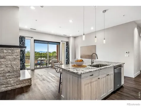 4885 S Monaco Street Denver CO 80237