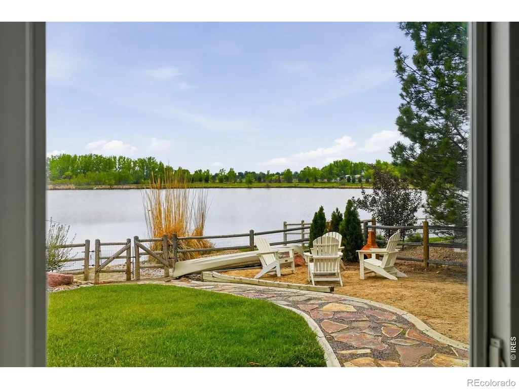 1744 Edgewater Place Longmont CO 80504