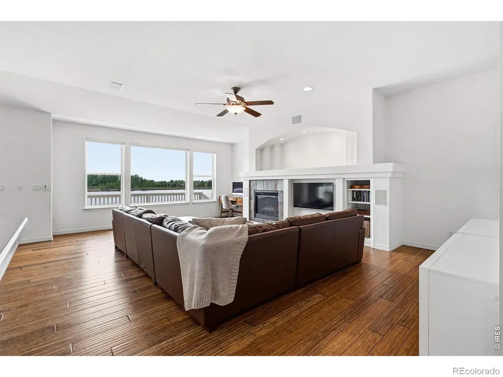 1744 Edgewater Place Longmont CO 80504