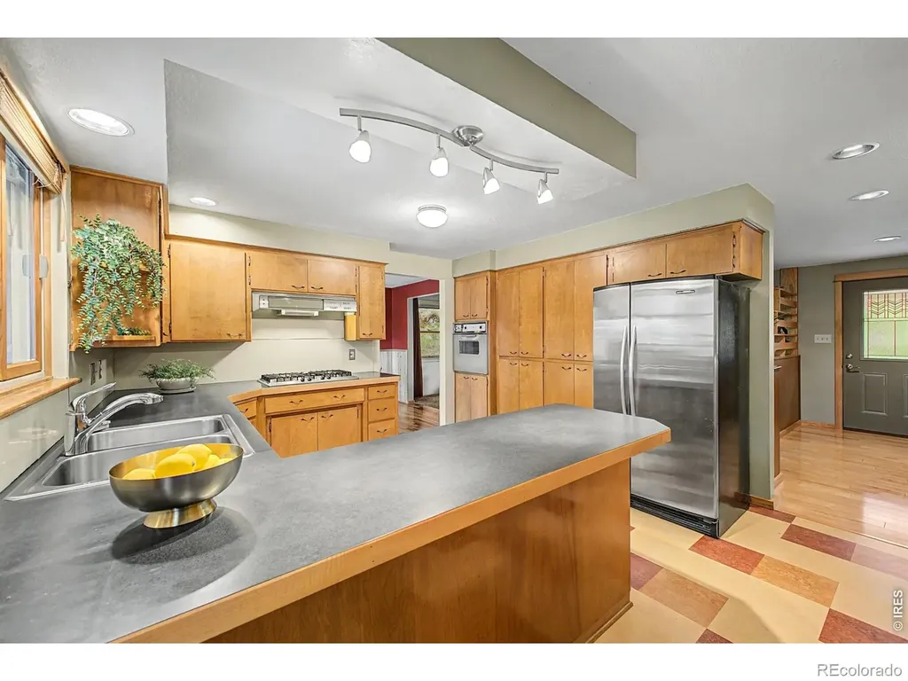 9132 Jotipa Drive Longmont CO 80503