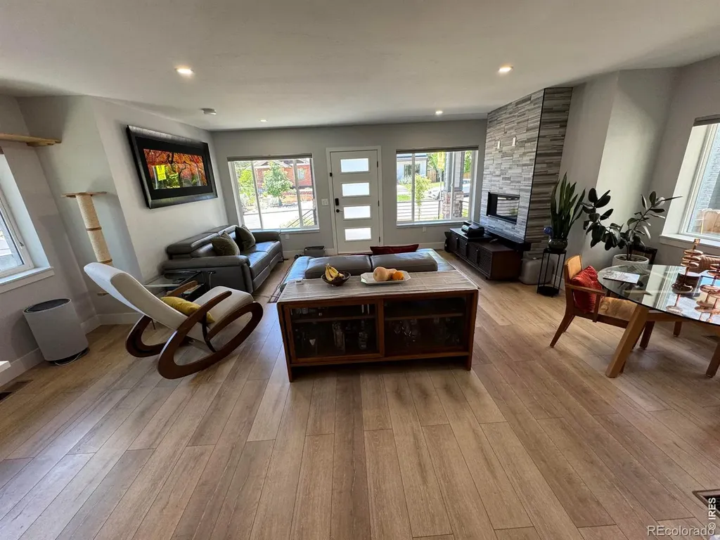 3908 Mariposa Street Denver CO 80211