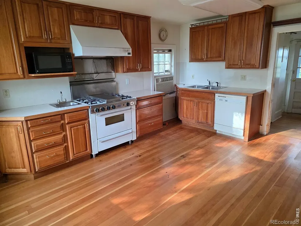 13580 N 87th Street Longmont CO 80503