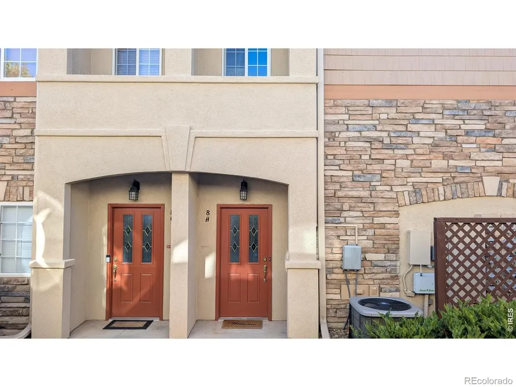 1703 Whitehall Drive Longmont CO 80504