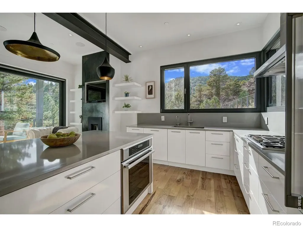 228 Lion Point Boulder CO 80302