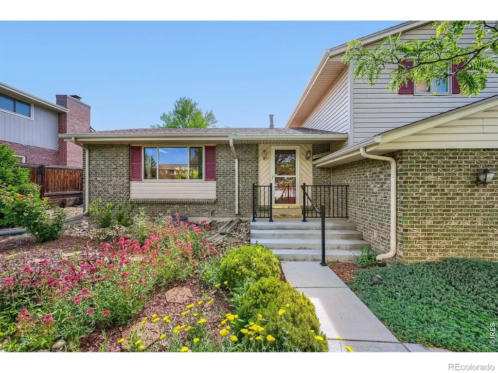 4848 Fairlawn Circle Boulder CO 80301
