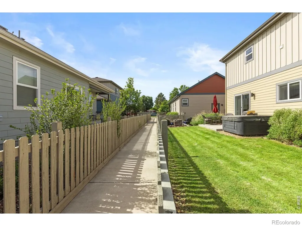 1324 Country Court Longmont CO 80501