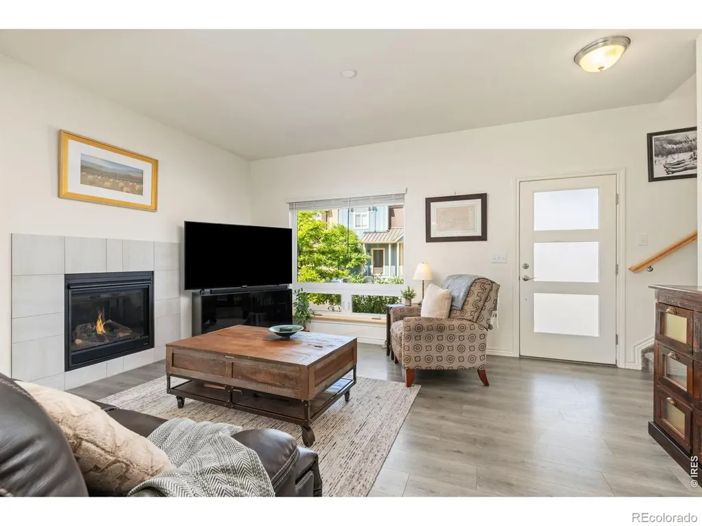 1324 Country Court Longmont CO 80501