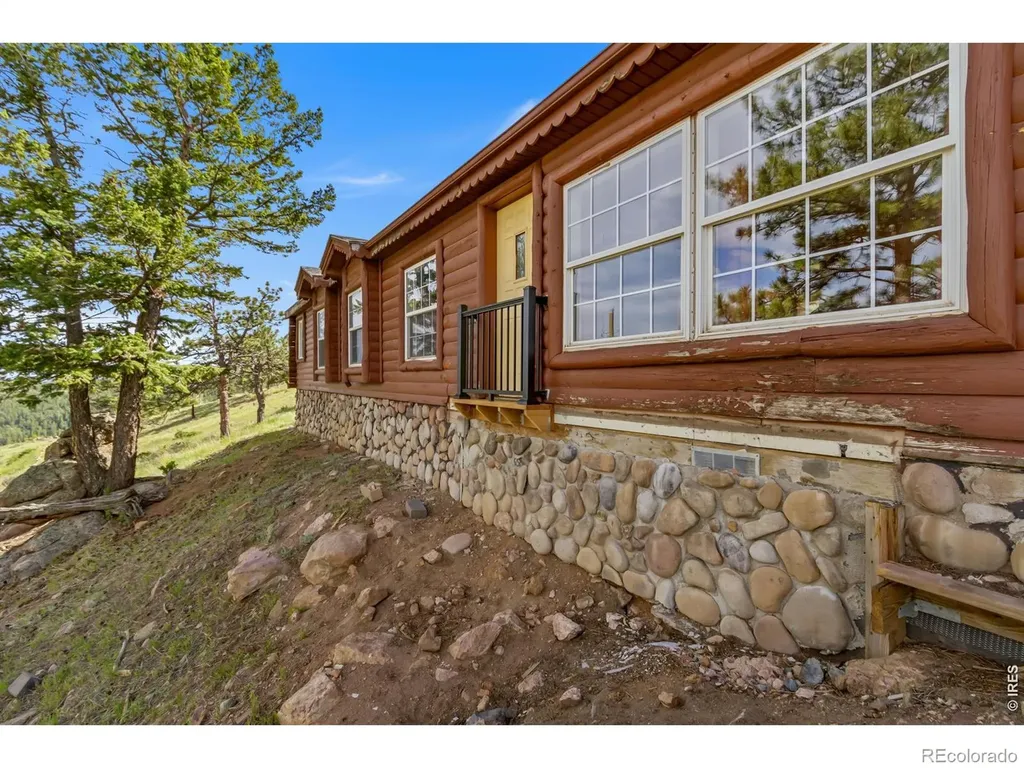 39 Mount Sherman Court Livermore CO 80536