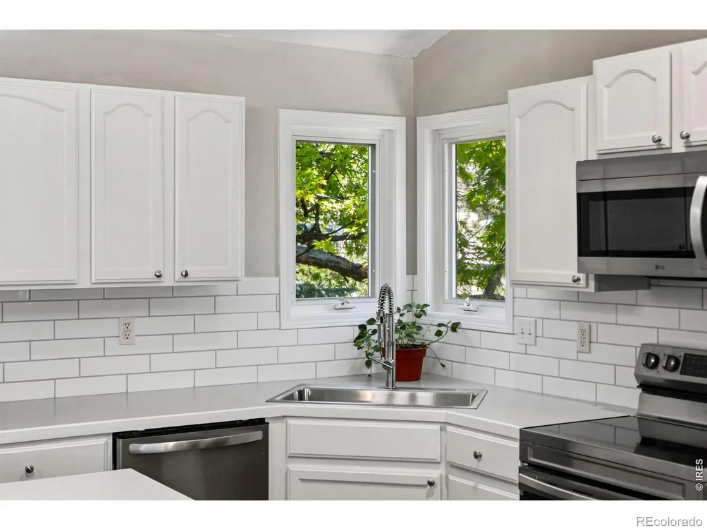 5211 W 2nd Street Greeley CO 80634