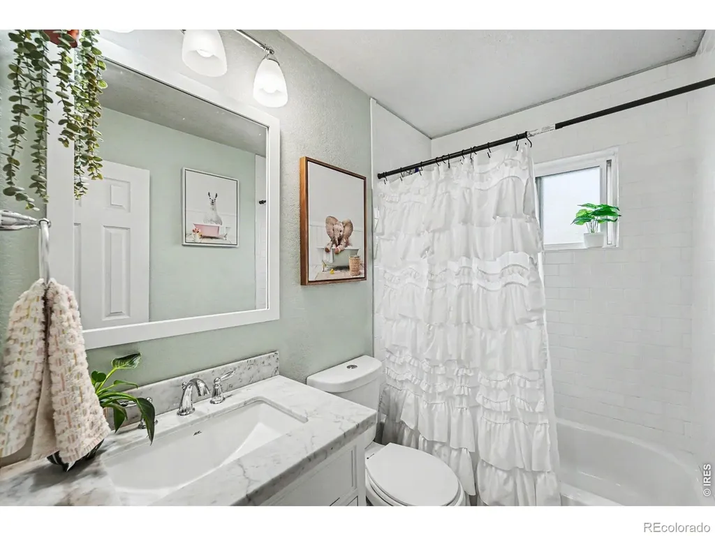 11772 Galapago Court Northglenn CO 80234