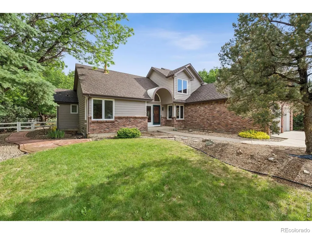 6852 Peppertree Drive Niwot CO 80503