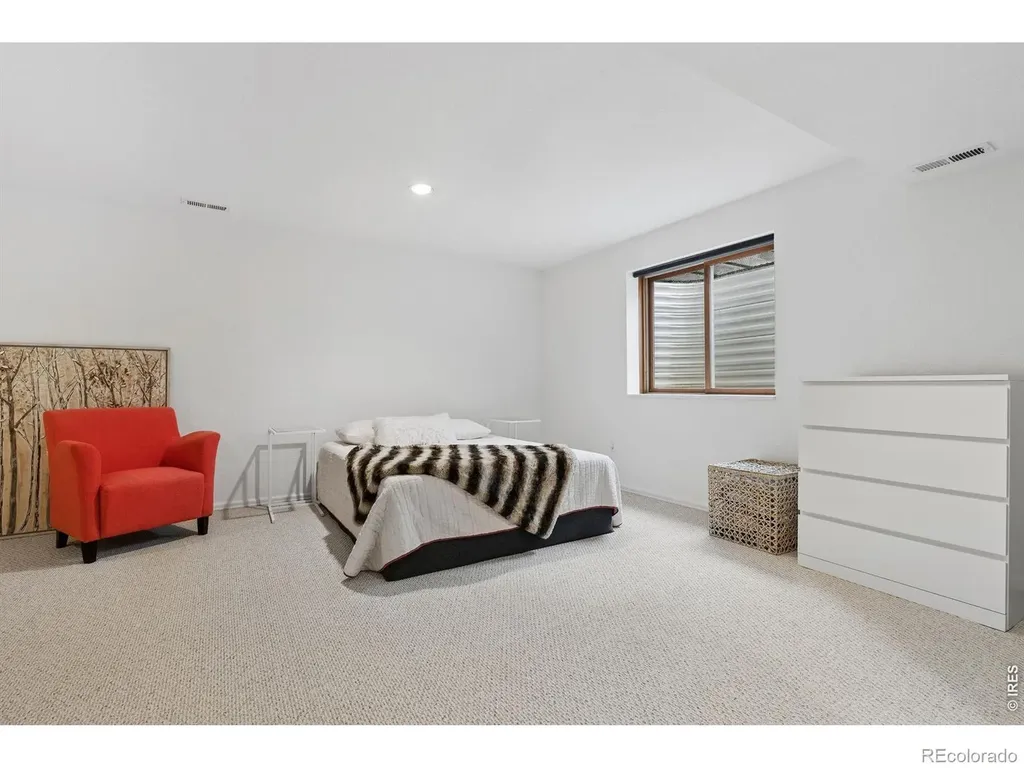 6852 Peppertree Drive Niwot CO 80503