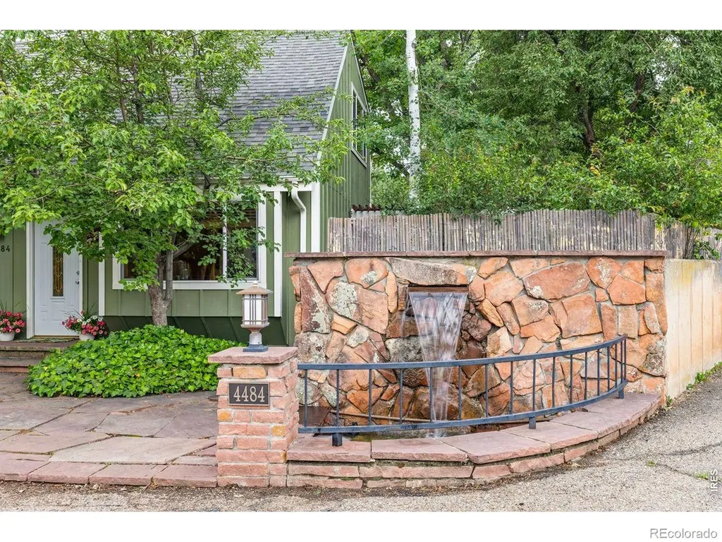 4484 Driftwood Place Boulder CO 80301