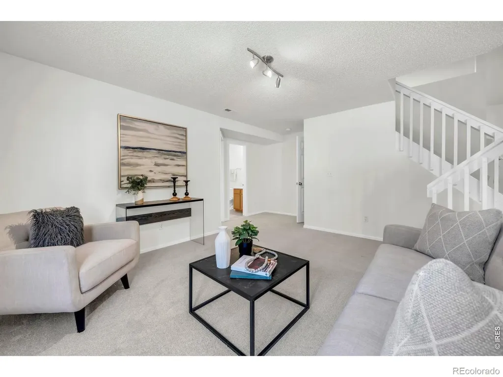 1106 Red Oak Drive Longmont CO 80504