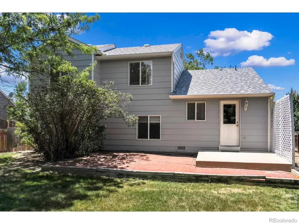 1106 Red Oak Drive Longmont CO 80504