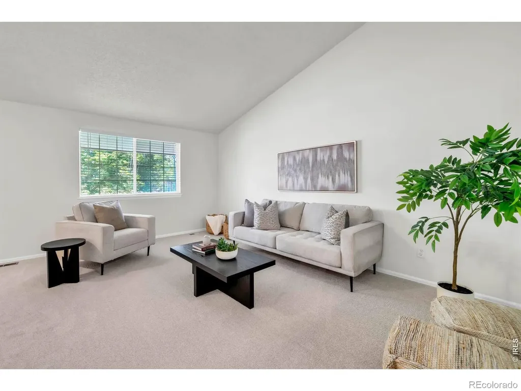 1106 Red Oak Drive Longmont CO 80504