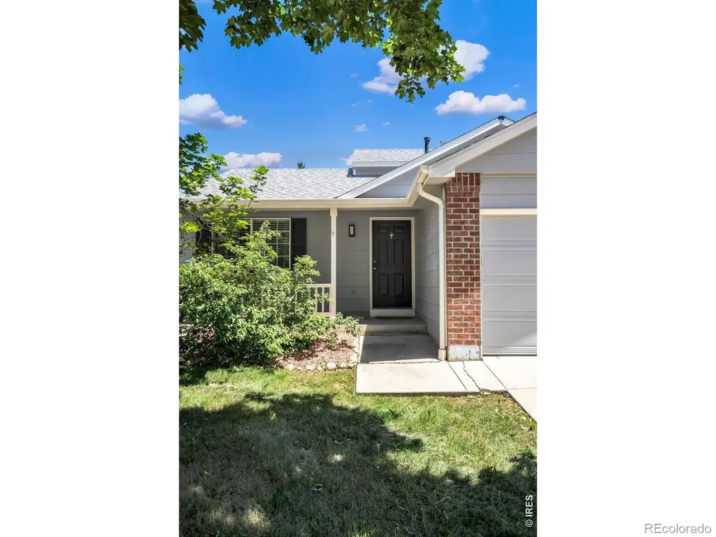 1106 Red Oak Drive Longmont CO 80504