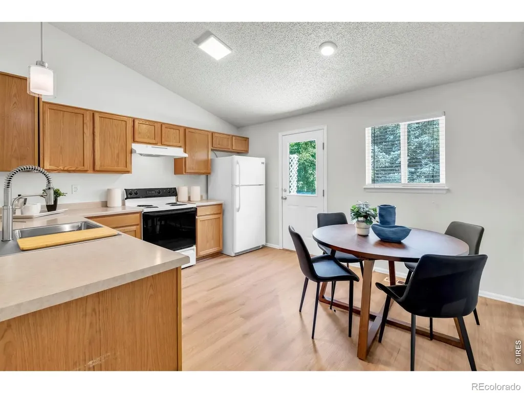 1106 Red Oak Drive Longmont CO 80504