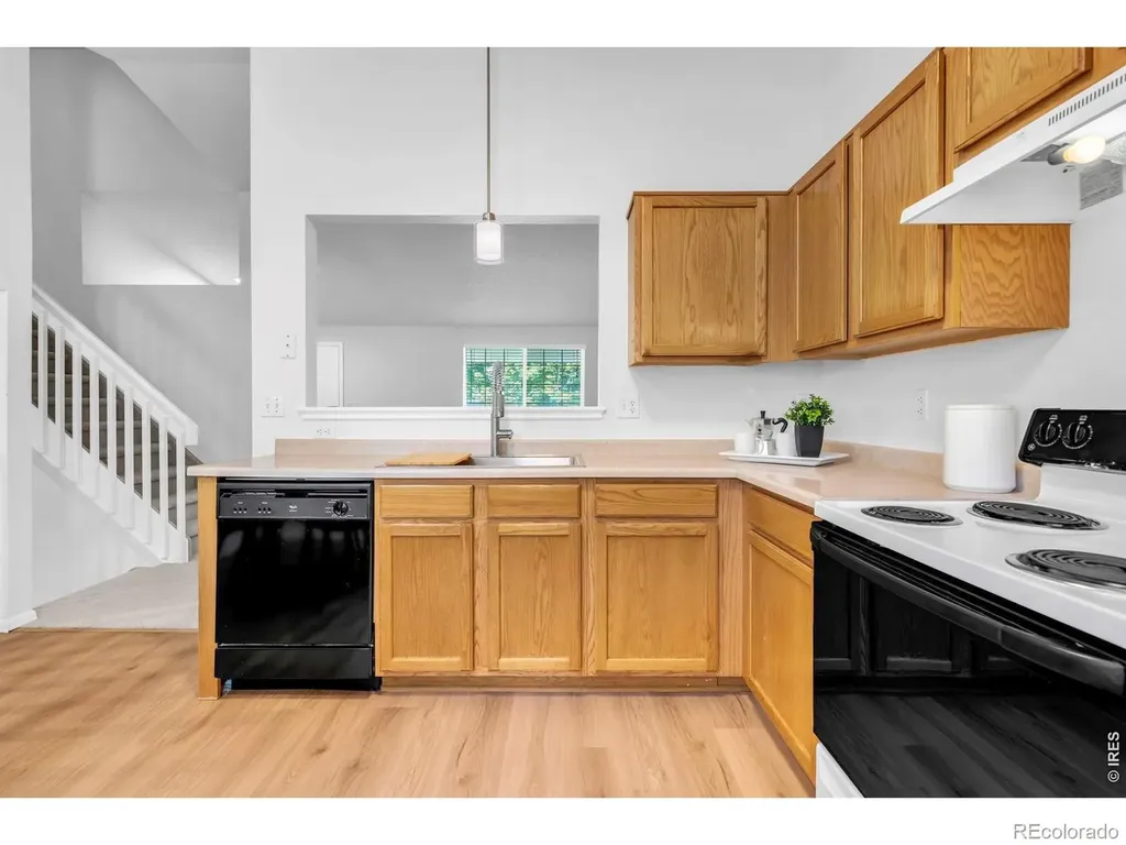 1106 Red Oak Drive Longmont CO 80504