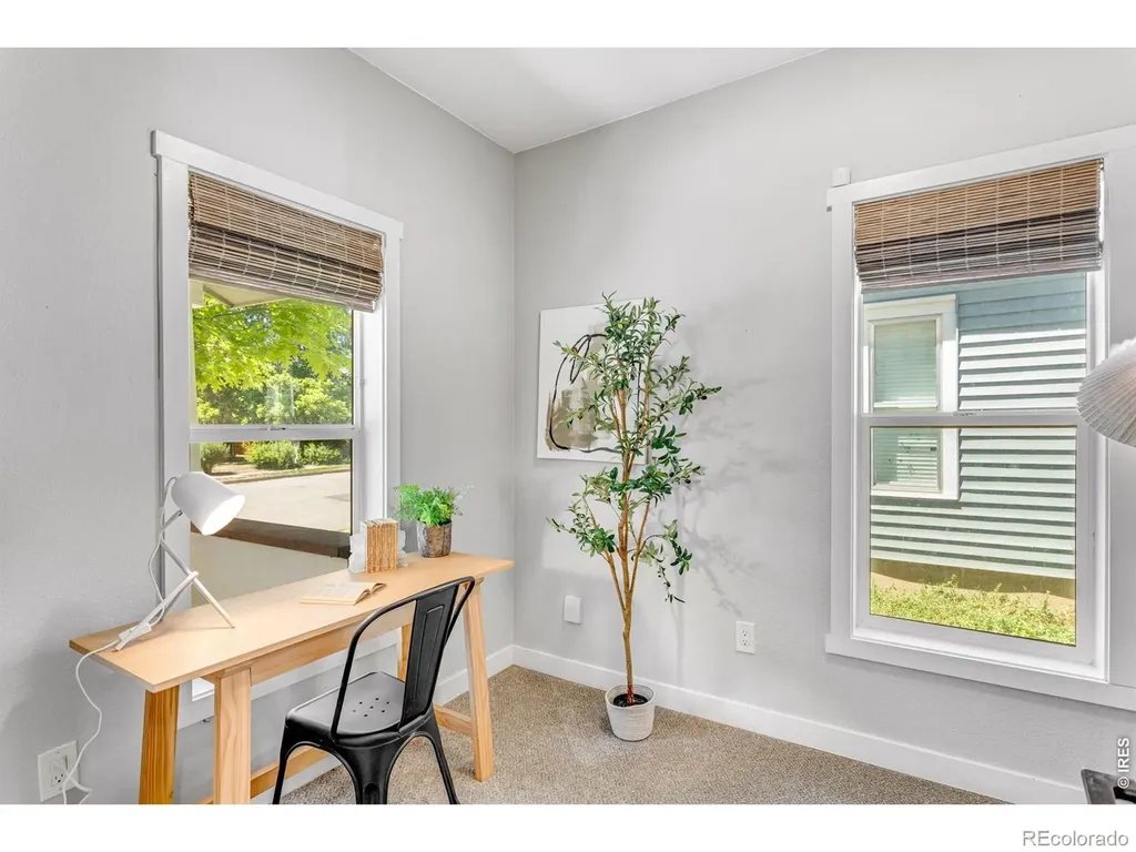 204 N Jefferson Avenue Loveland CO 80537